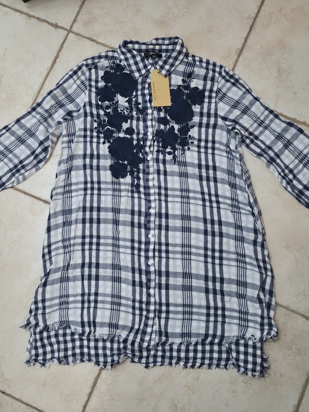 Venta de camisa Andree by unit size XL Brand New